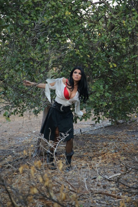 Romi_Rain 19